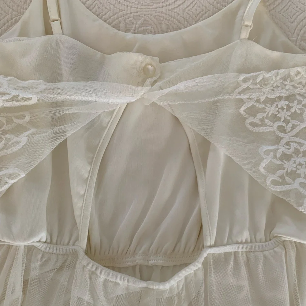 Trixxi Dress Juniors M White Cream Cut Out Back Lined Lace Adjustable Straps - Picture 8 of 16